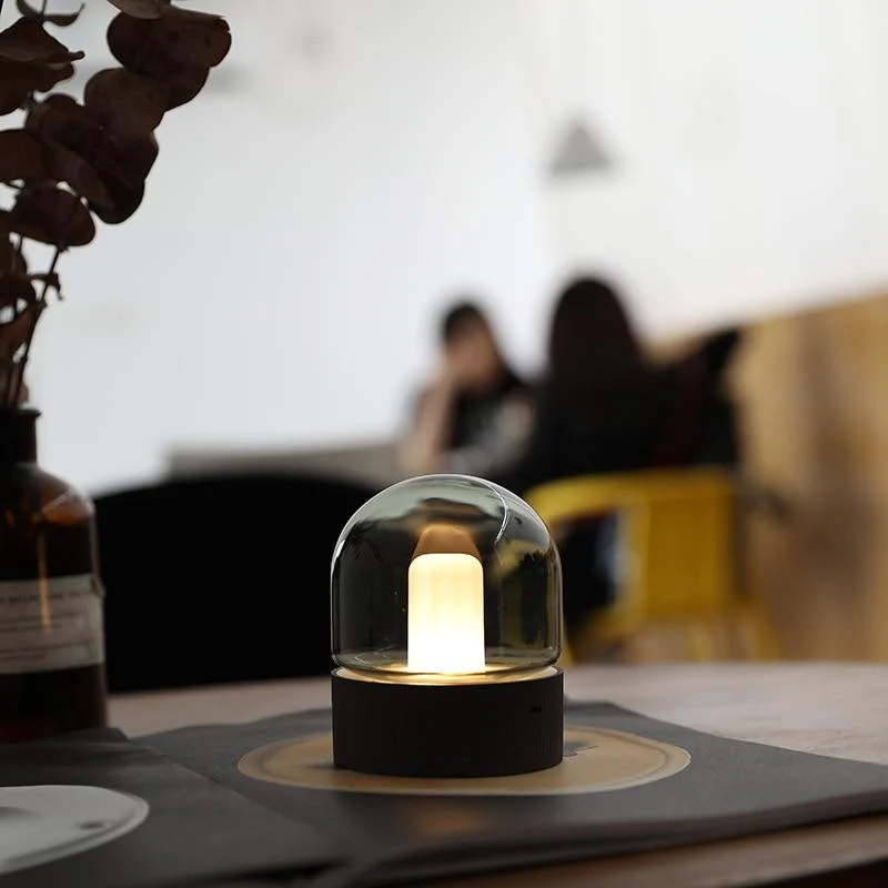 Asher Glas Kuppel Bordlampe med Én-Knaps Dæmpning og Sleep Timer