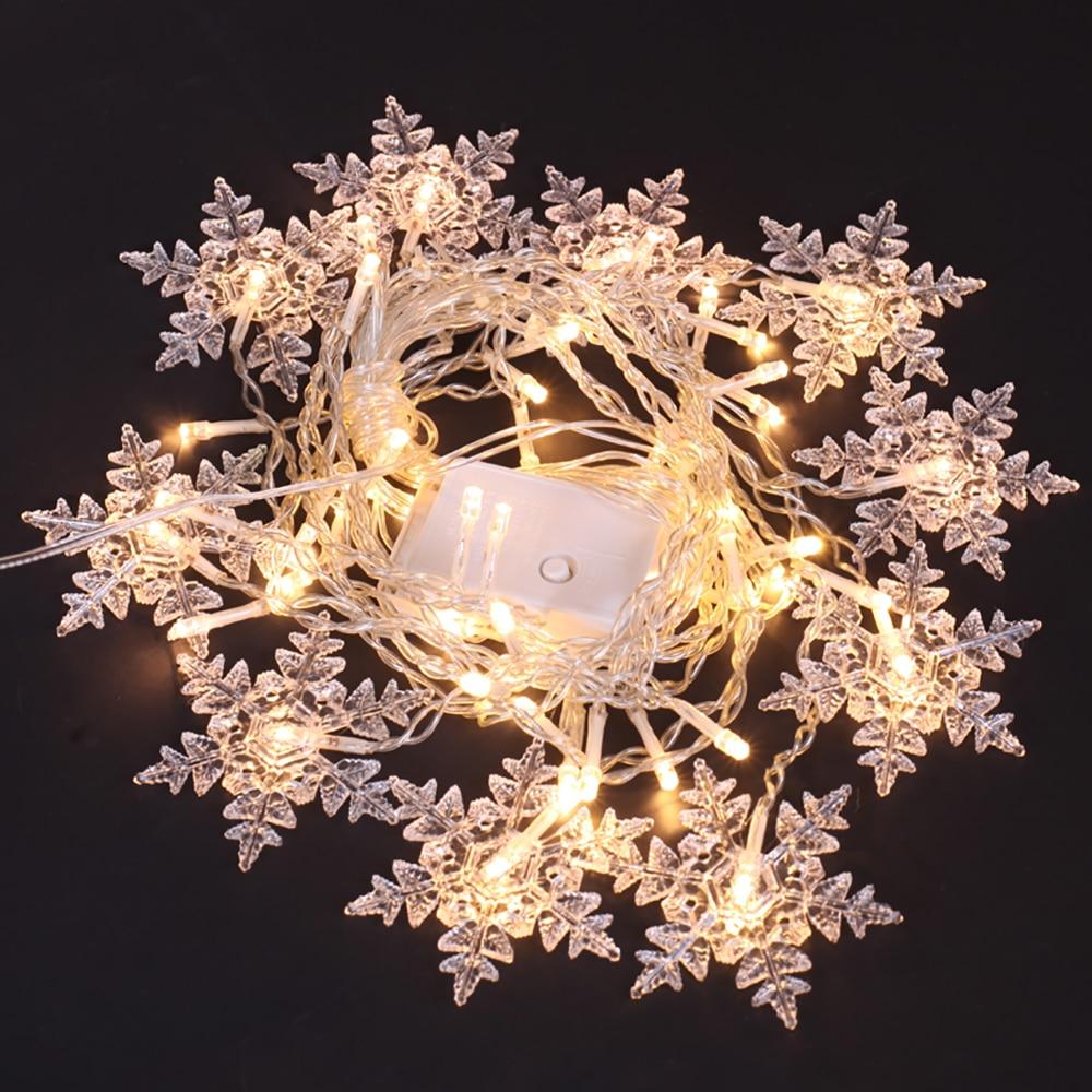 Set van 16 hangende LED-sneeuwvloklampen