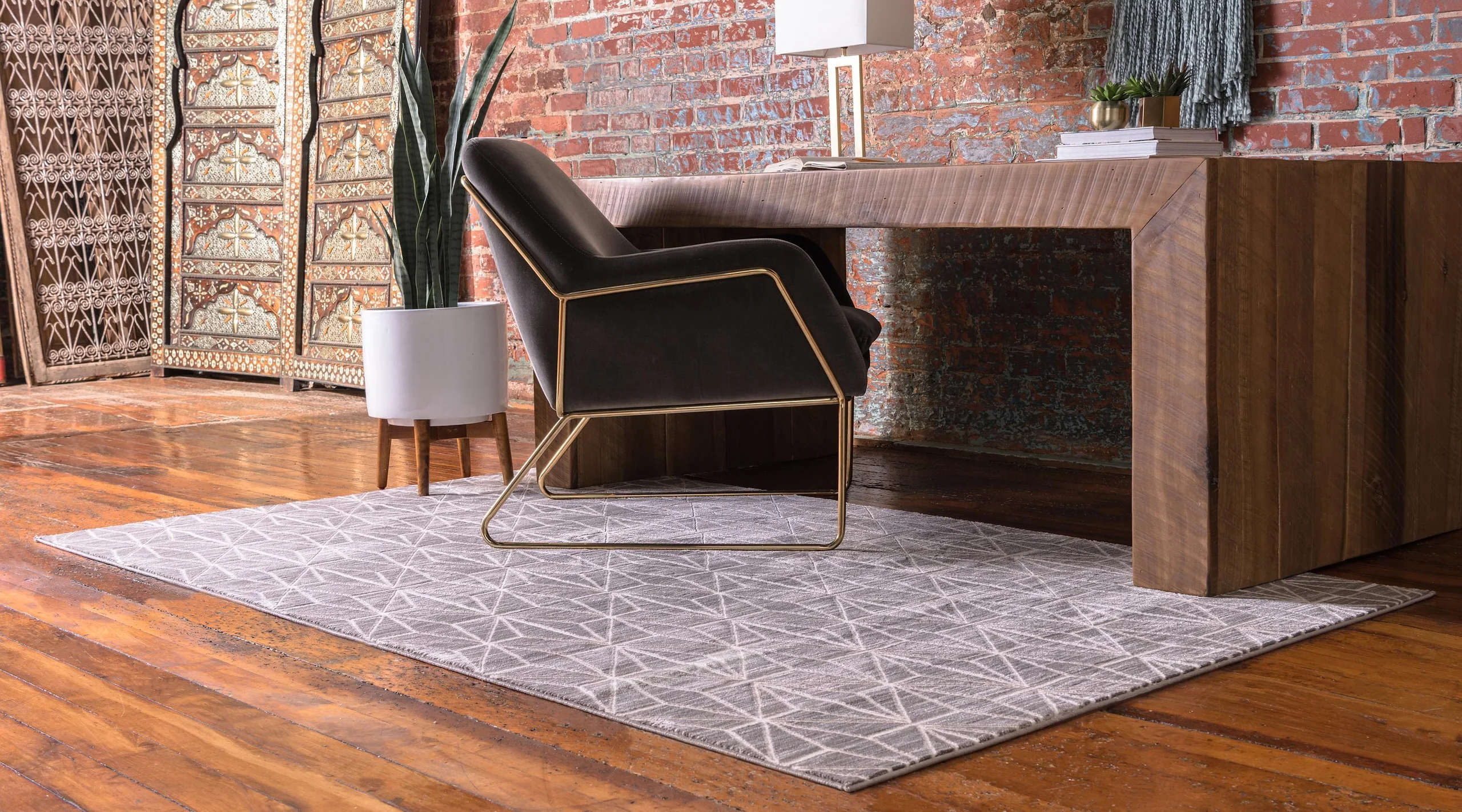 Aaro Geometric Modern Large Rug by Unique Loom