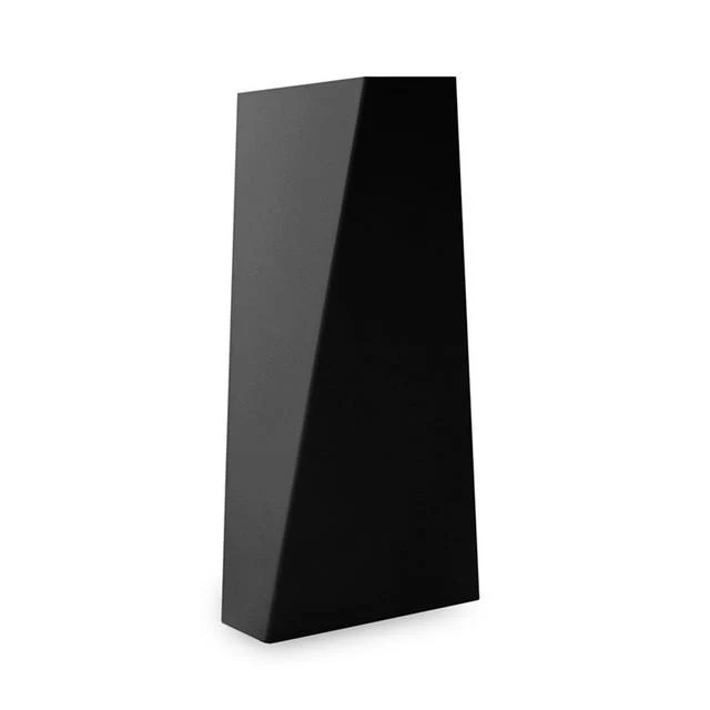 Modern geometrisk vägglampa med varmvitt LED-ljus