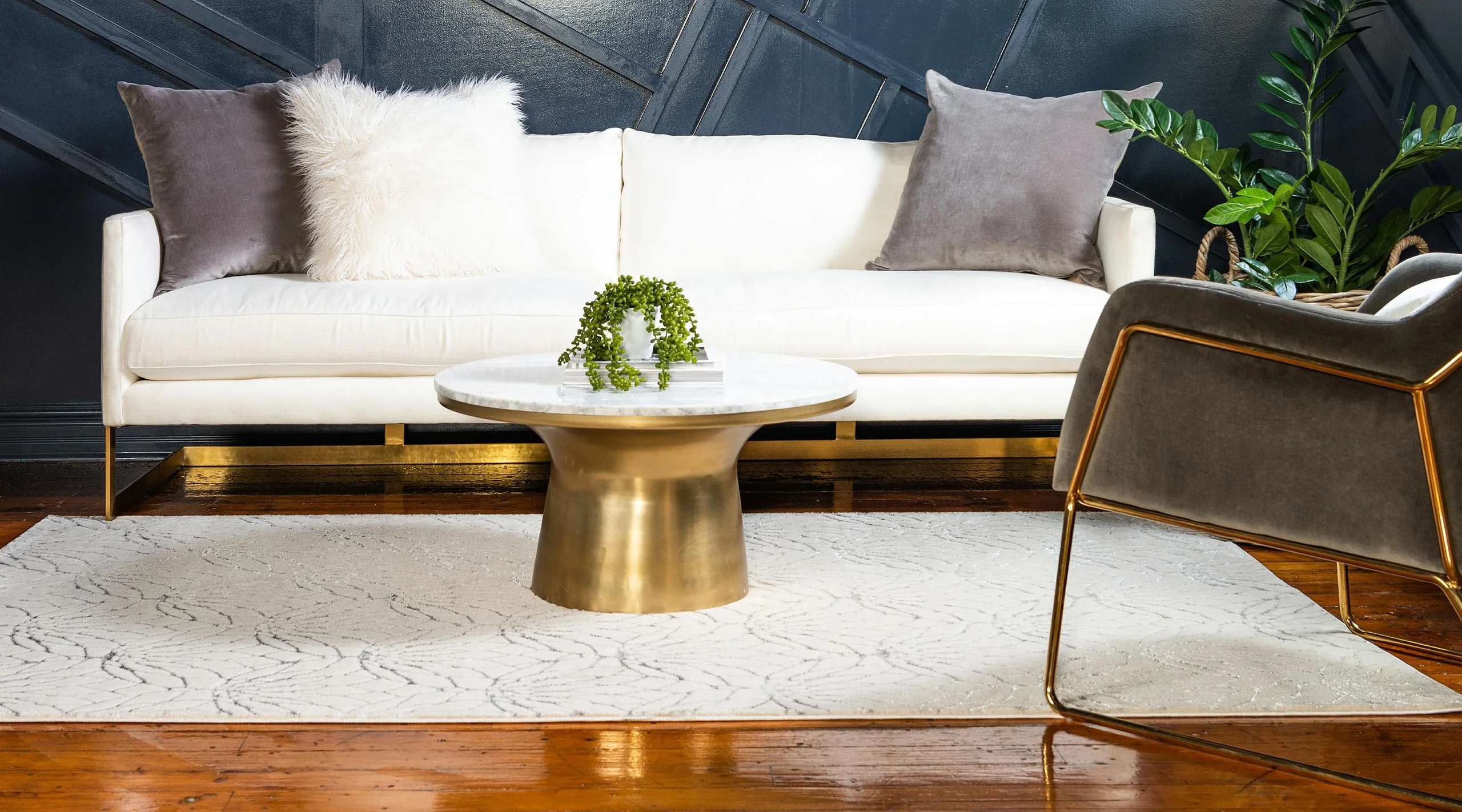Ellison Lotus Flower Pattern Luxury Rug by Unique Loom