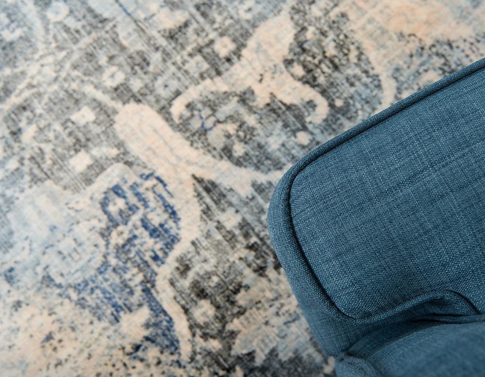 Damari Modern Area Rug with Simple Design from Unique Loom