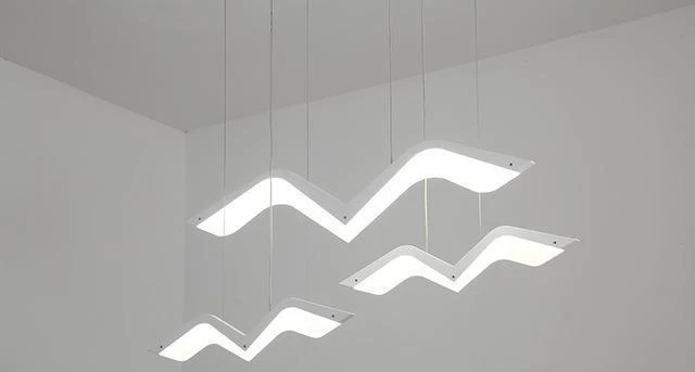 Freedom Wing LED-pendellampe i fugleform