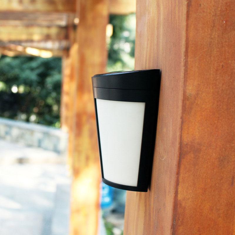 Blanch Outdoor Waterproof Solar Wall Lamp for Garden and Courtyard