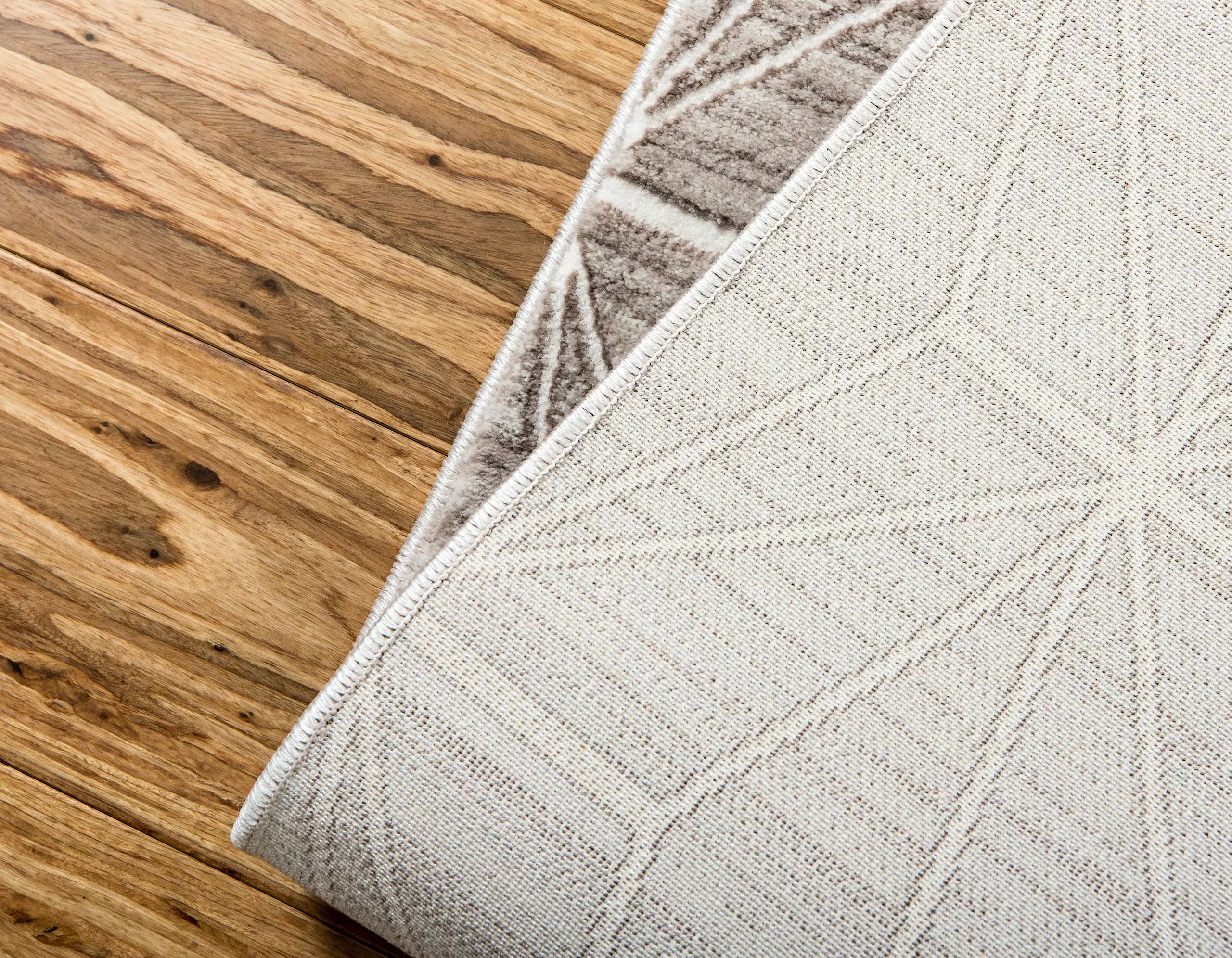 Aaro Geometric Modern Large Rug by Unique Loom