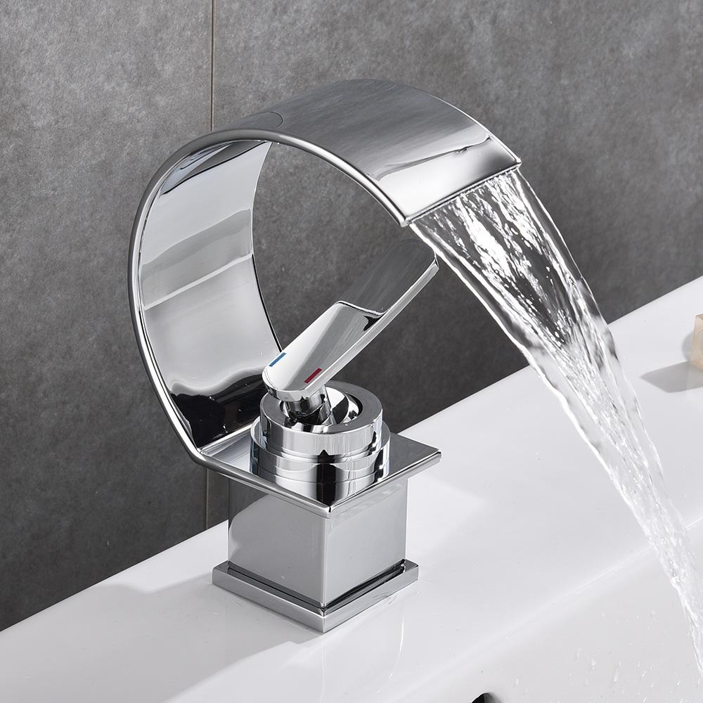 Jednouchwytowa bateria umywalkowa Blackwood Waterfall w kolorze brązu