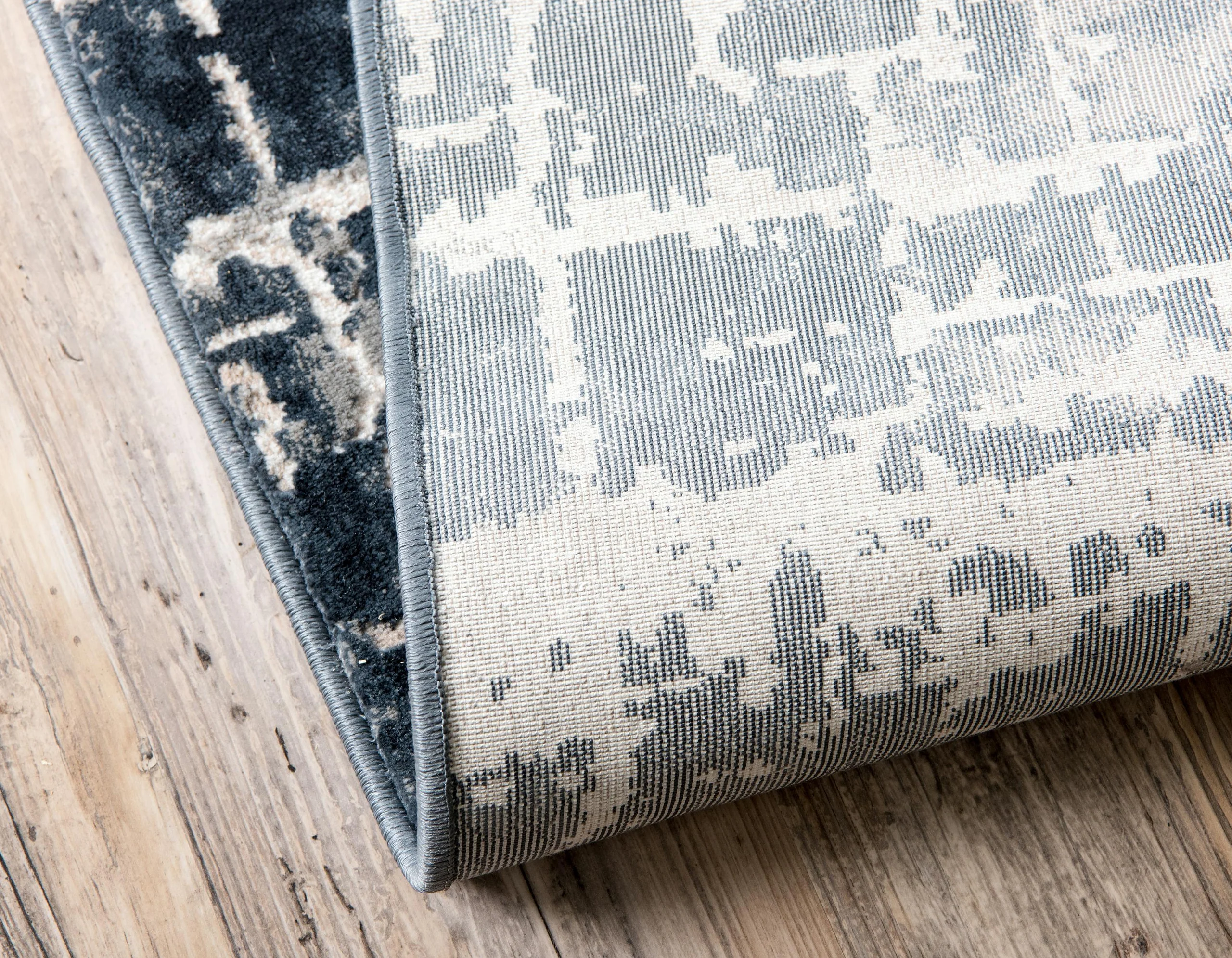 Anders Modern Faded Area Rug by Unique Loom