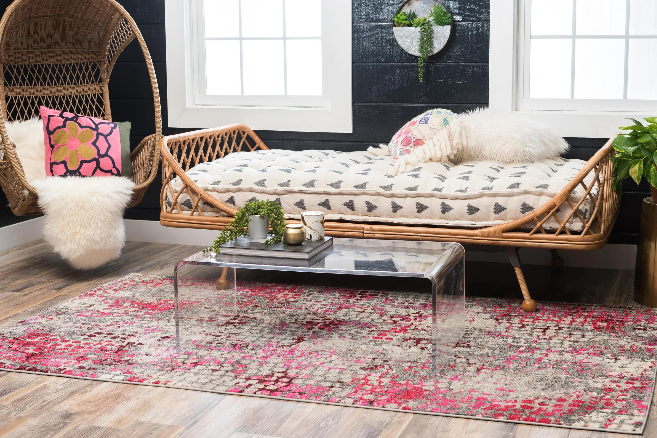 Franco Modern Circle Pattern Rug from Unique Loom