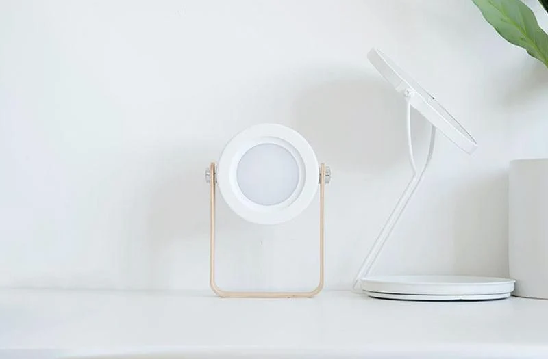 Catala portabel hopfällbar ABS-lykta med USB-laddning