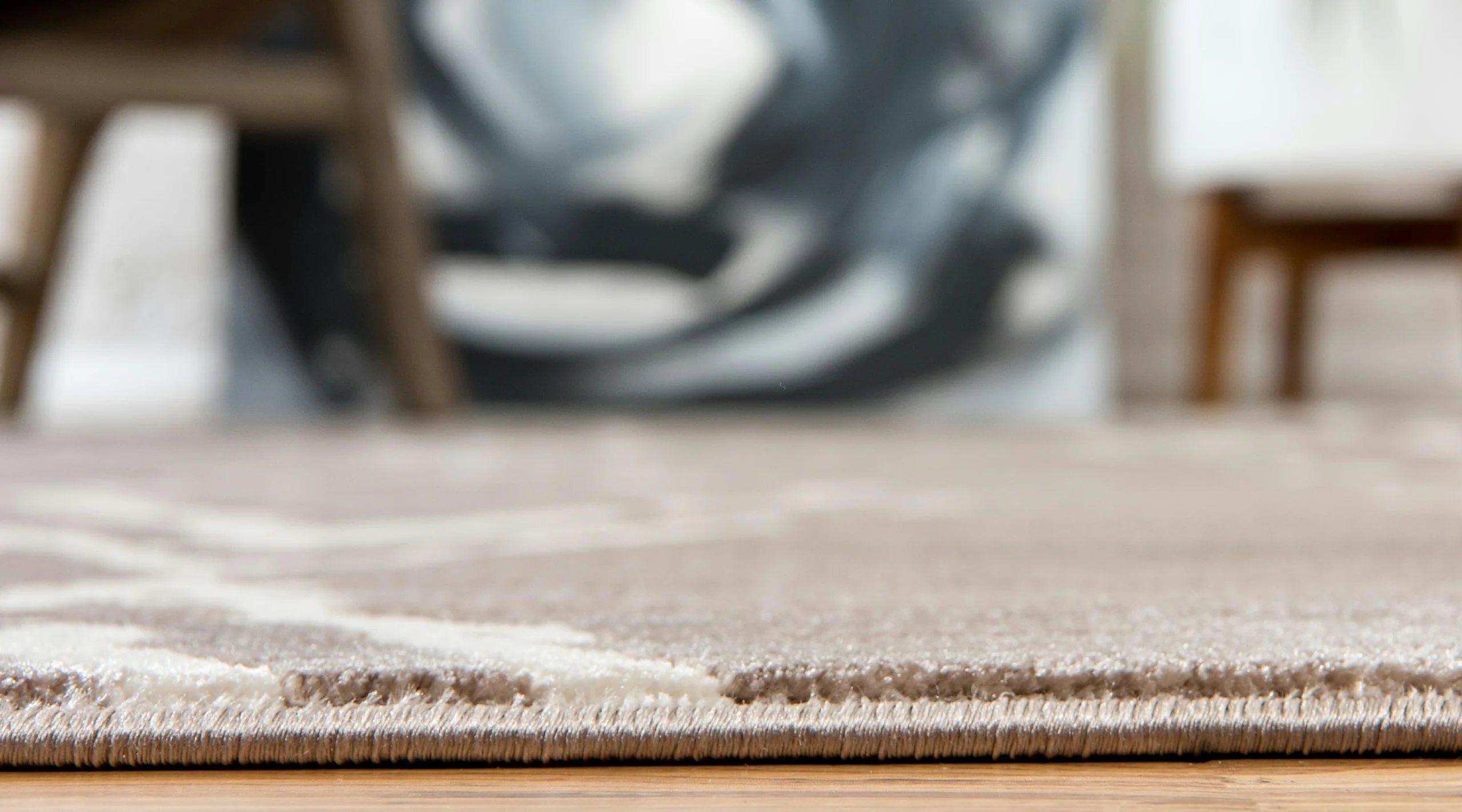 Jakobe Faded Diamond Pattern Area Rug by Unique Loom