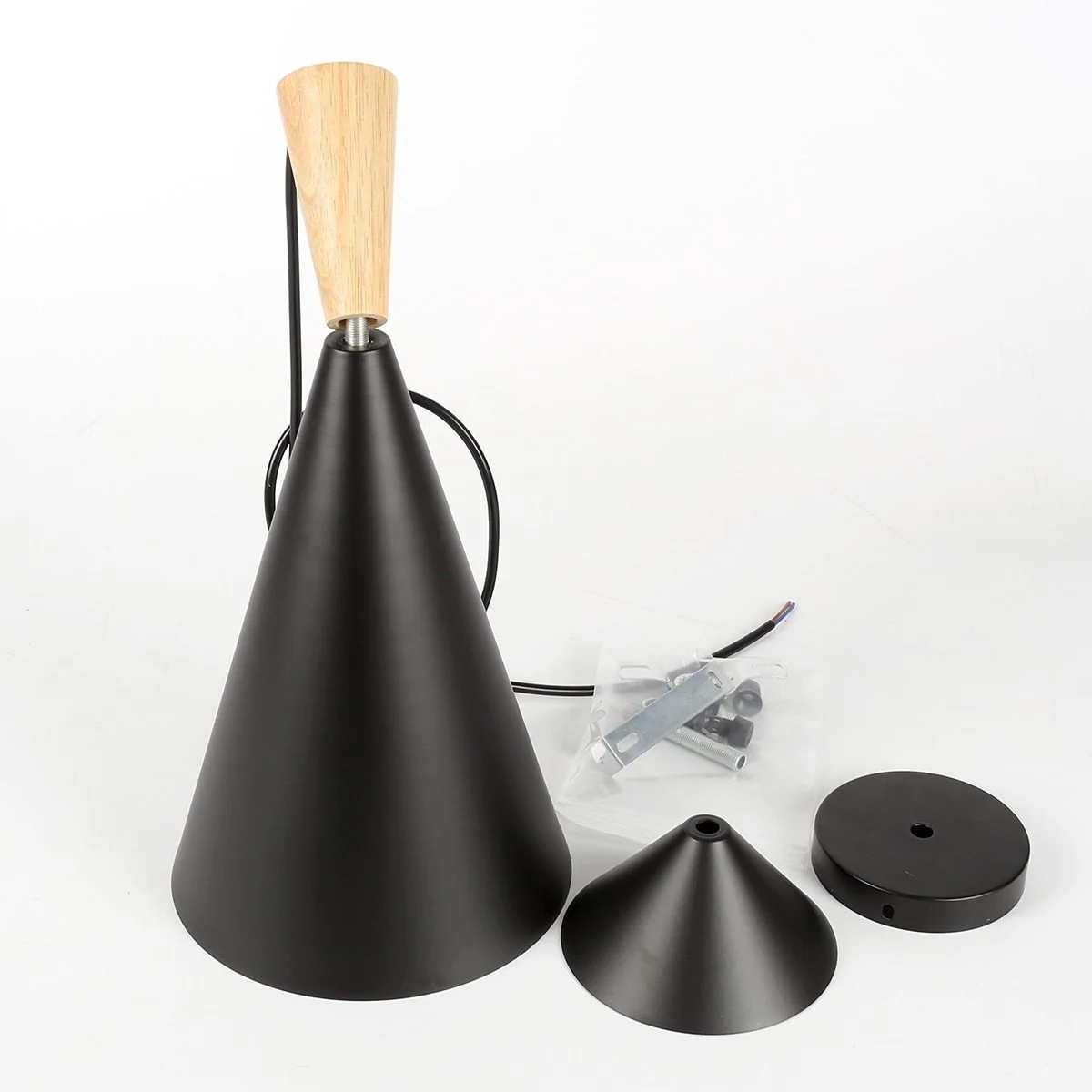 Lustre Pendente Moderno em Ferro Jule para Cozinha e Sala de Jantar