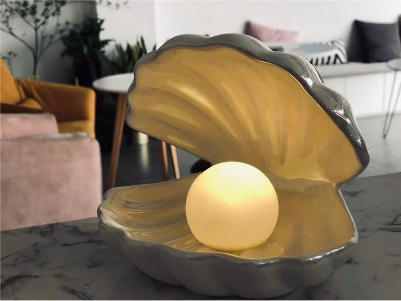Sirenita Pearl and Shell Desk Lamp, Hand Painted Ceramic Light