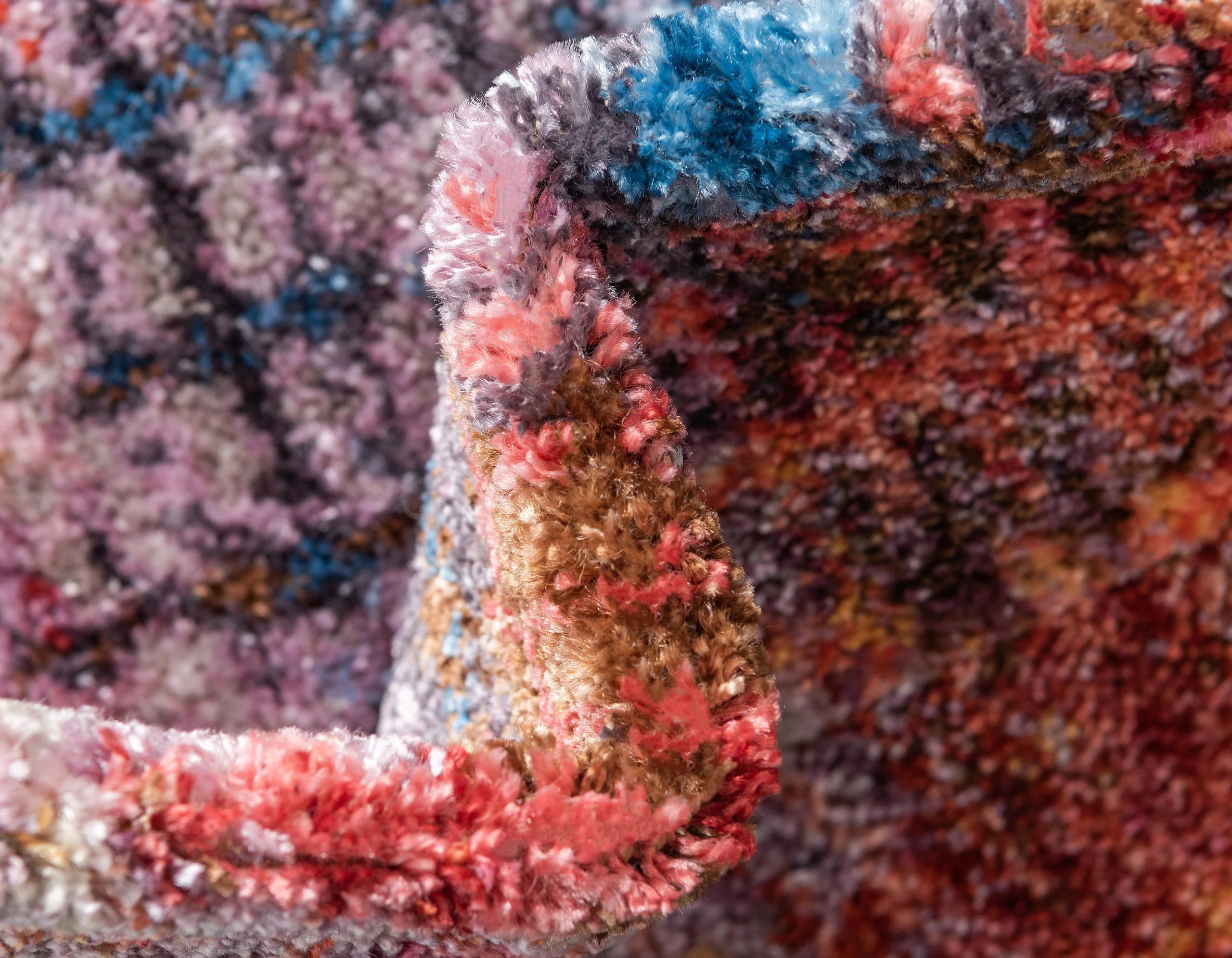 Tapete Macio Moderno com Padrão de Grelha Desbotada Gaige da Unique Loom