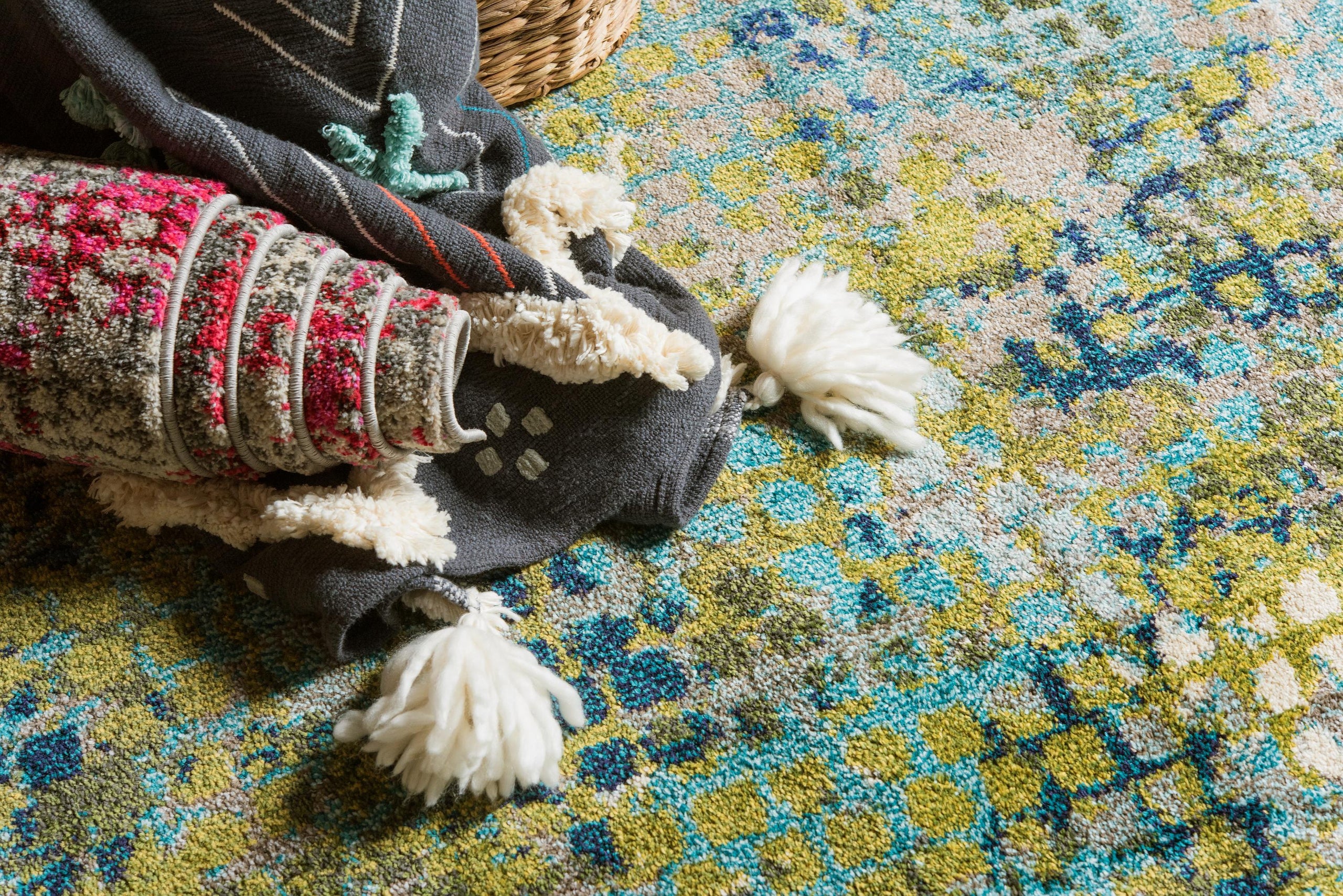 Franco Modern Circle Pattern Rug from Unique Loom