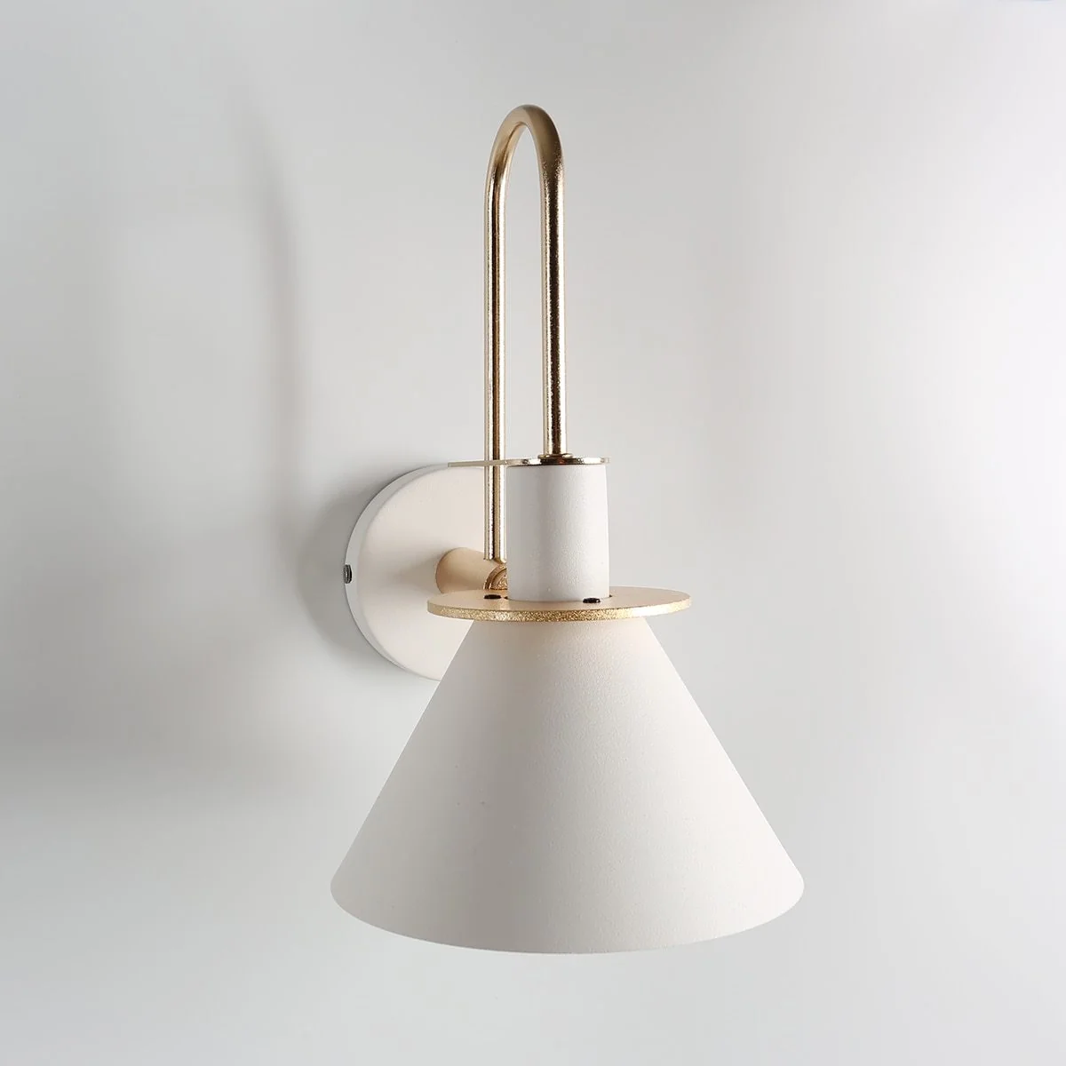Oliva Modern Nordic Adjustable Slope Wall Lamp in Metal