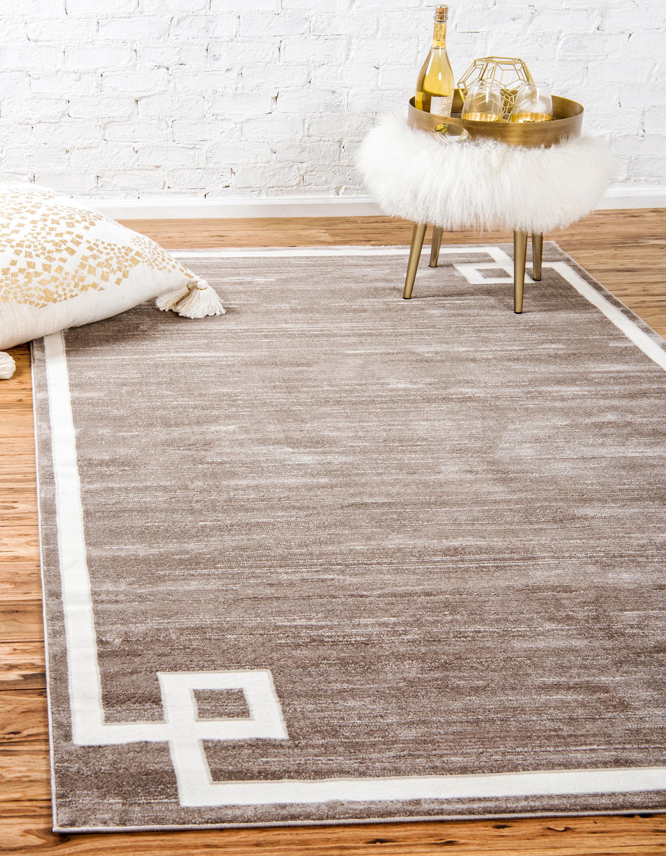 Dangelo Modern European Border Rug by Unique Loom