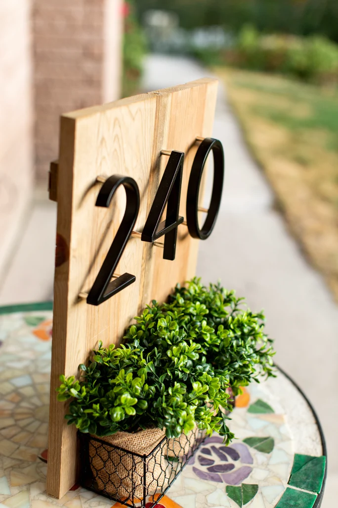 Modern Design House Numbers in Anti-Rust Zinc Alloy, 5 Inch High
