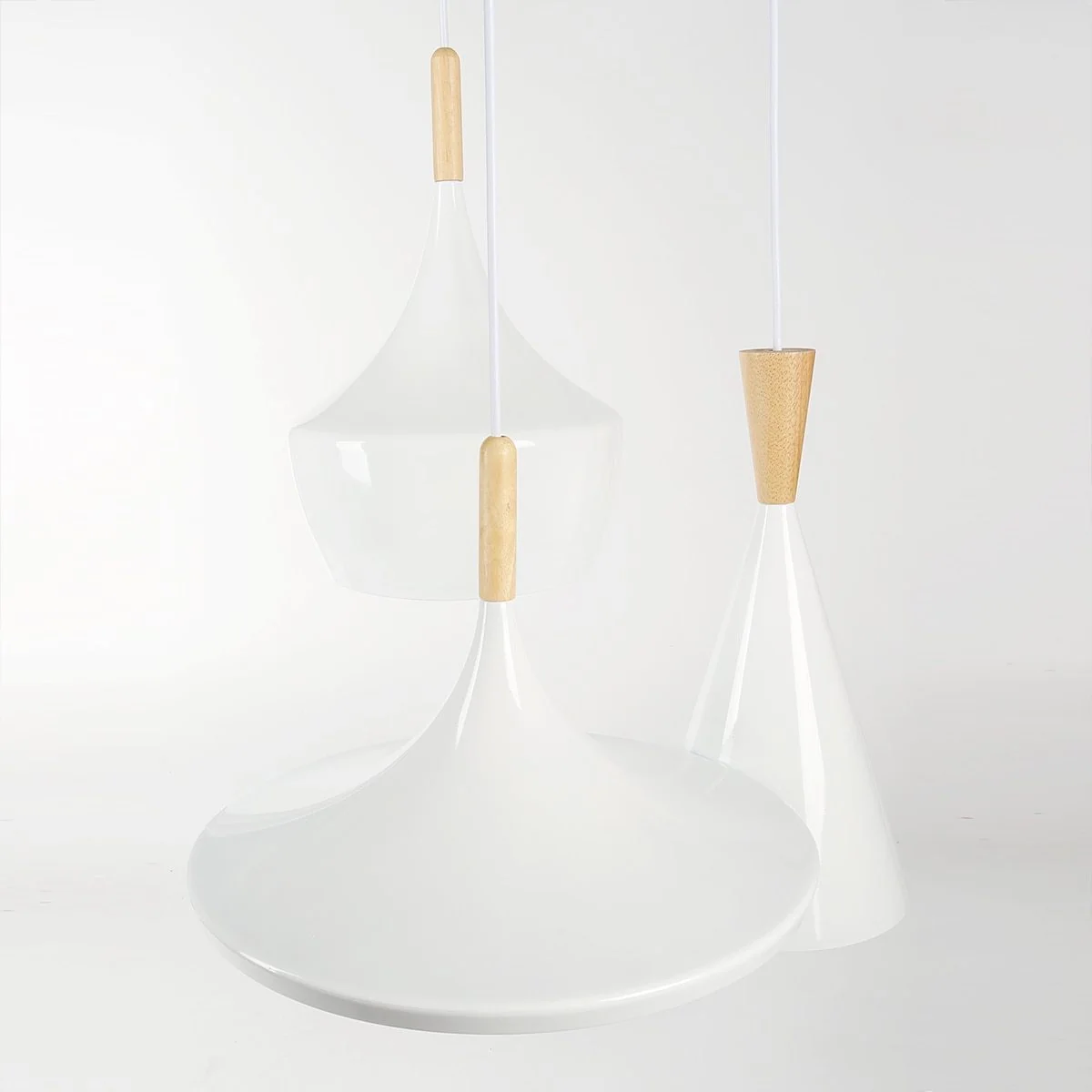 Lustre Pendente Moderno em Ferro Jule para Cozinha e Sala de Jantar