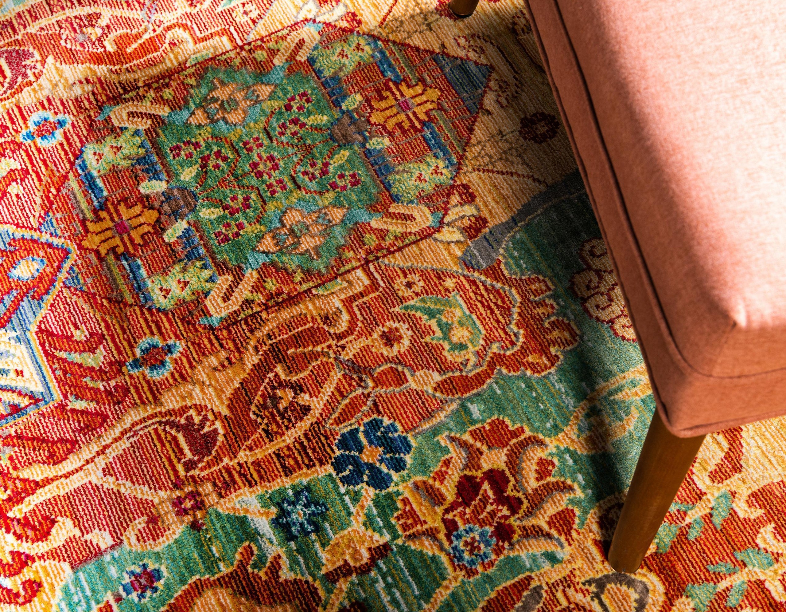Kael Bold Pattern Area Rug by Unique Loom in Polypropylene