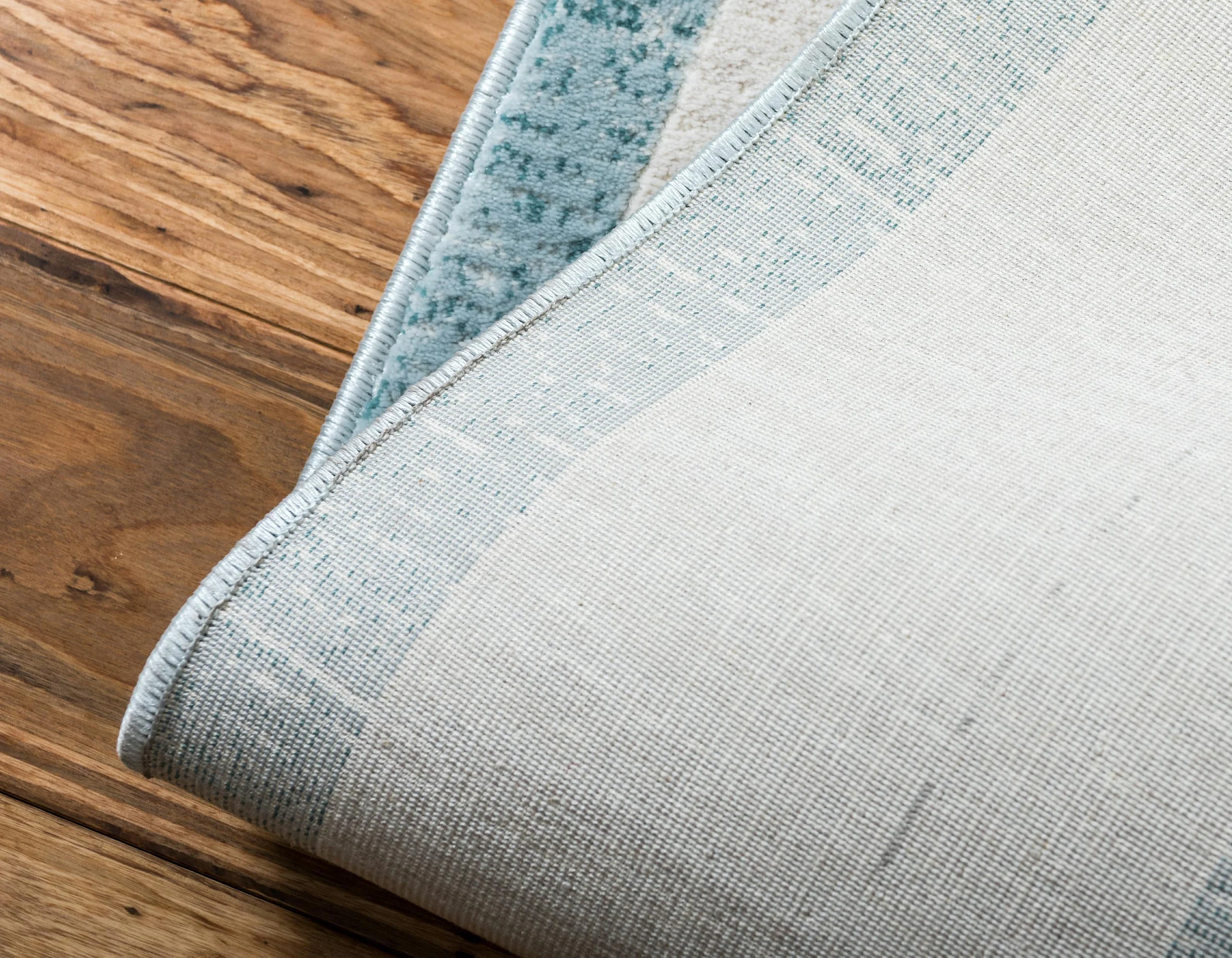 Brysen Modern Border Rug from Unique Loom