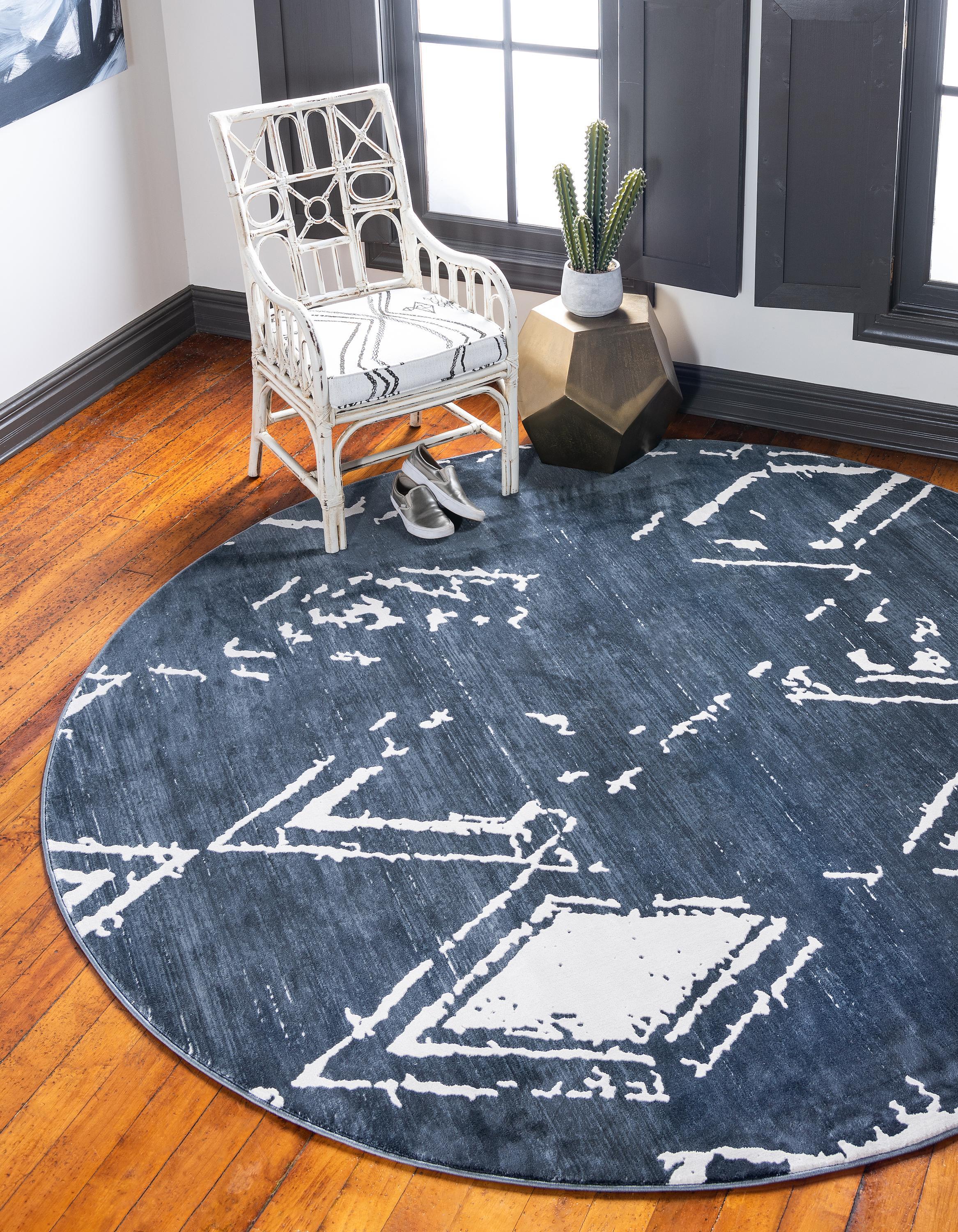 Jakobe Faded Diamond Pattern Area Rug by Unique Loom