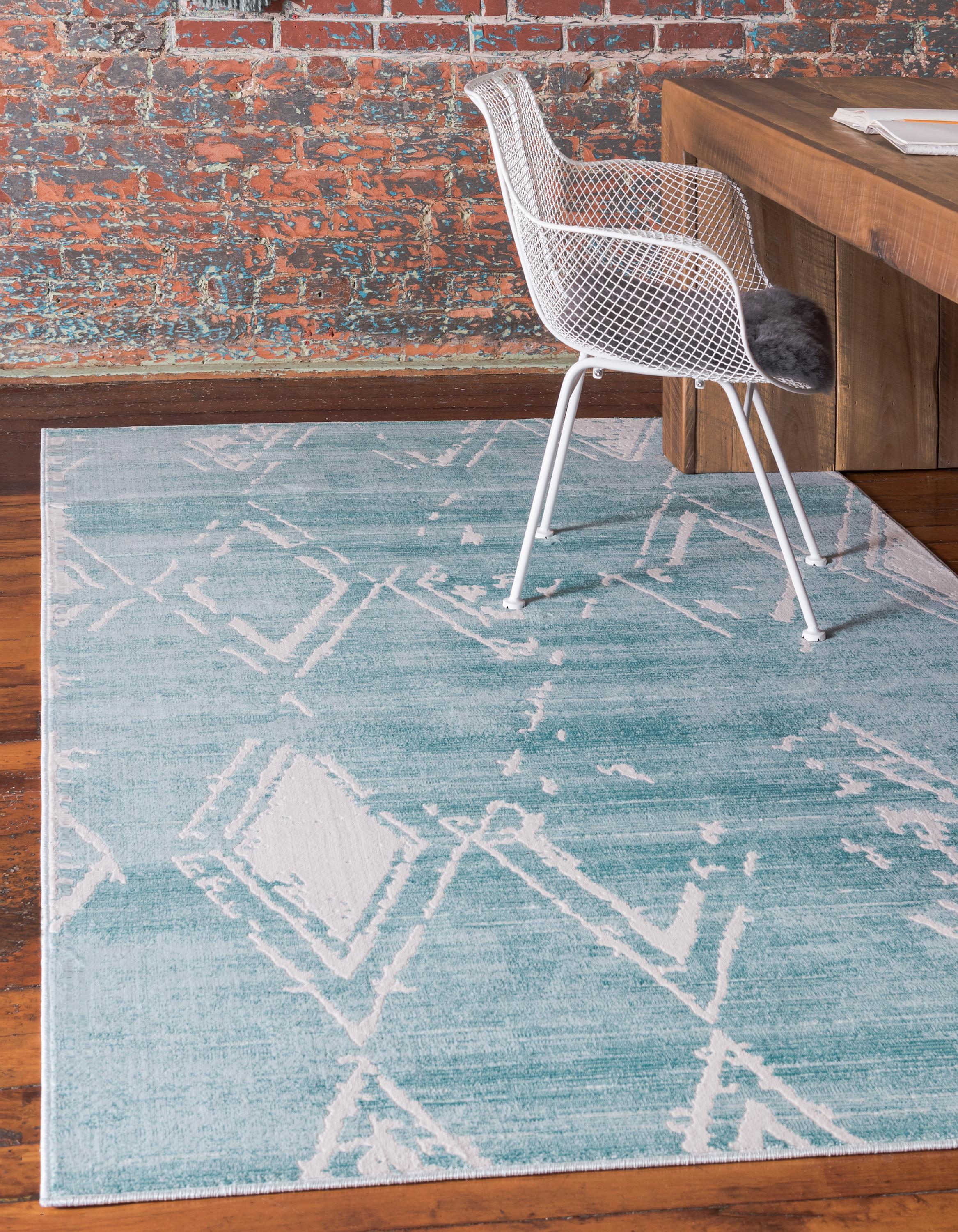 Jakobe Faded Diamond Pattern Area Rug by Unique Loom
