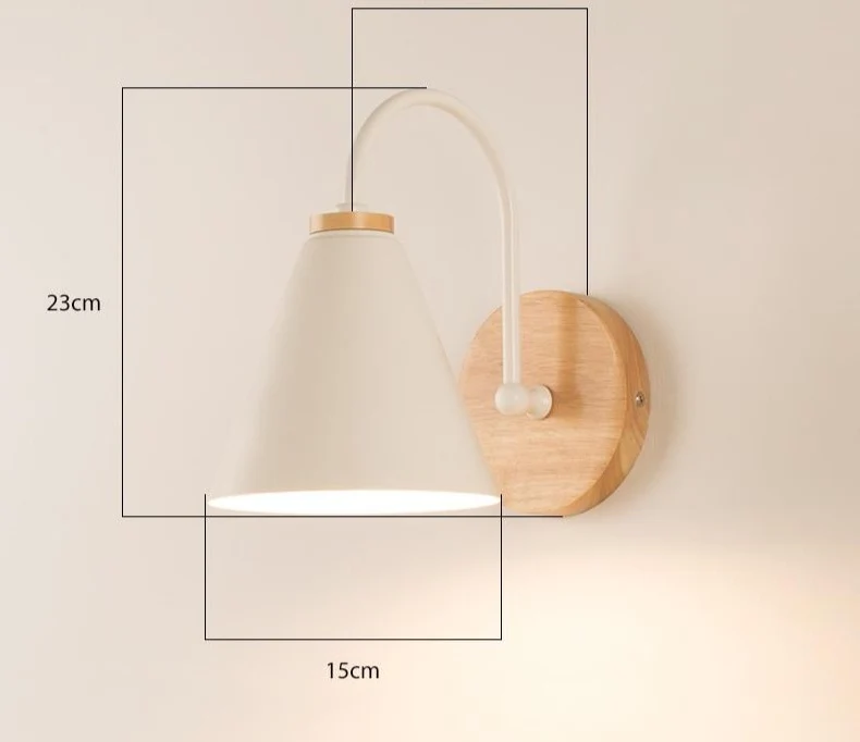 Nowoczesna skandynawska lampa ścienna Greer z metalu i aluminium do przedpokoju i sypialni