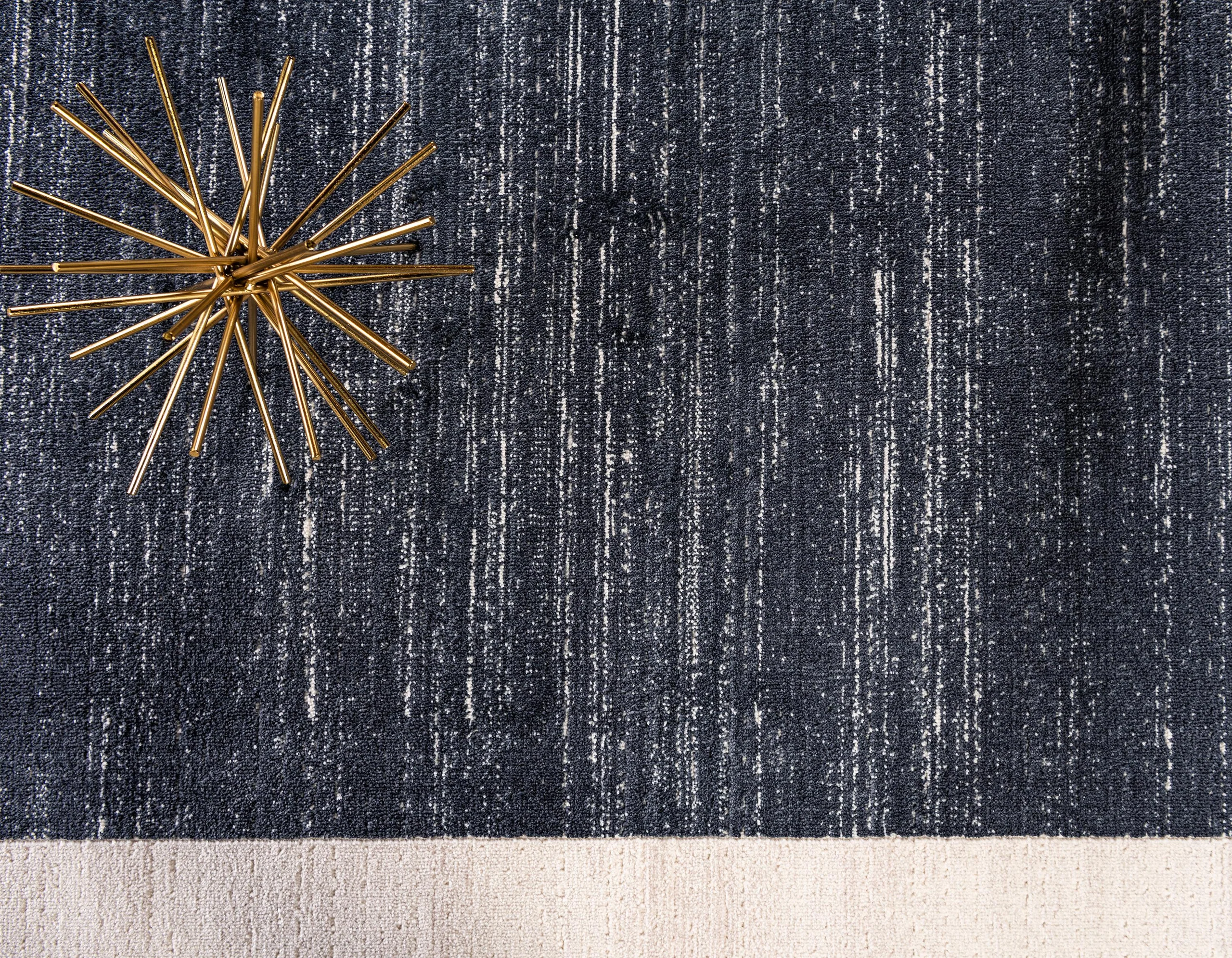 Brysen Modern Border Rug from Unique Loom